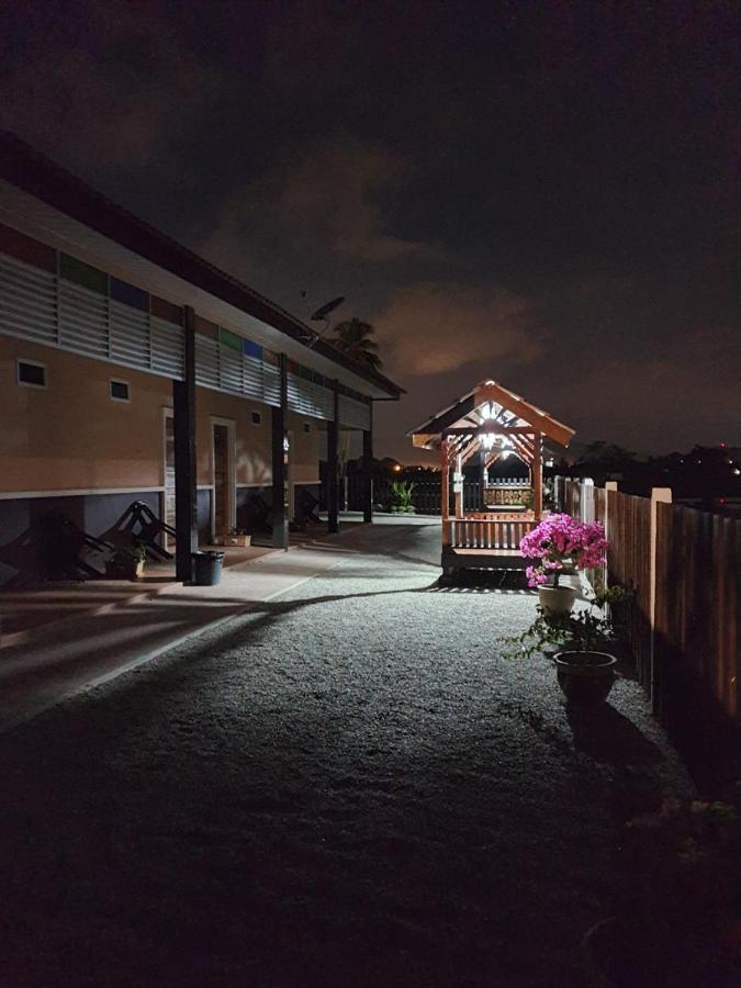 D' Village Cottage パンタイ・サナング エクステリア 写真